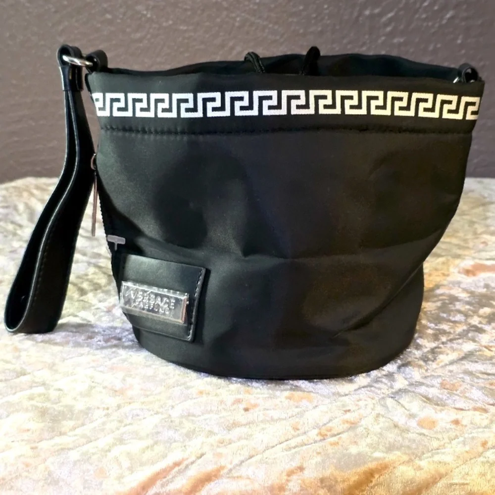 VERSACE Black & White Wristlet/Cosmetic/Bucket Bag, (g wp,) NWOT